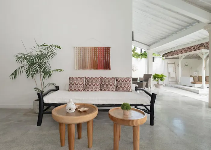 Mas Estate