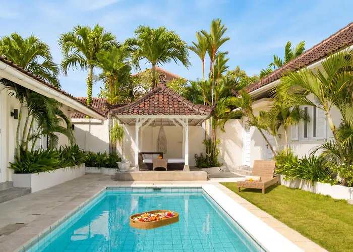Mas Estate Villa *