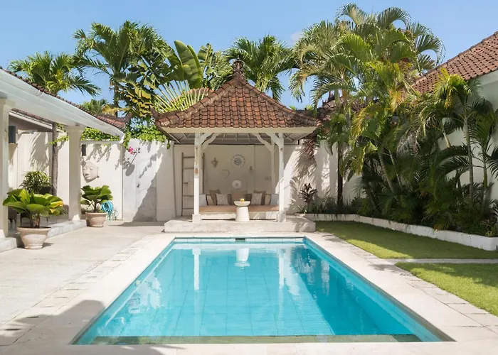 Mas Estate Villa